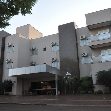 Hotel Valencia Dourados Bagian luar foto