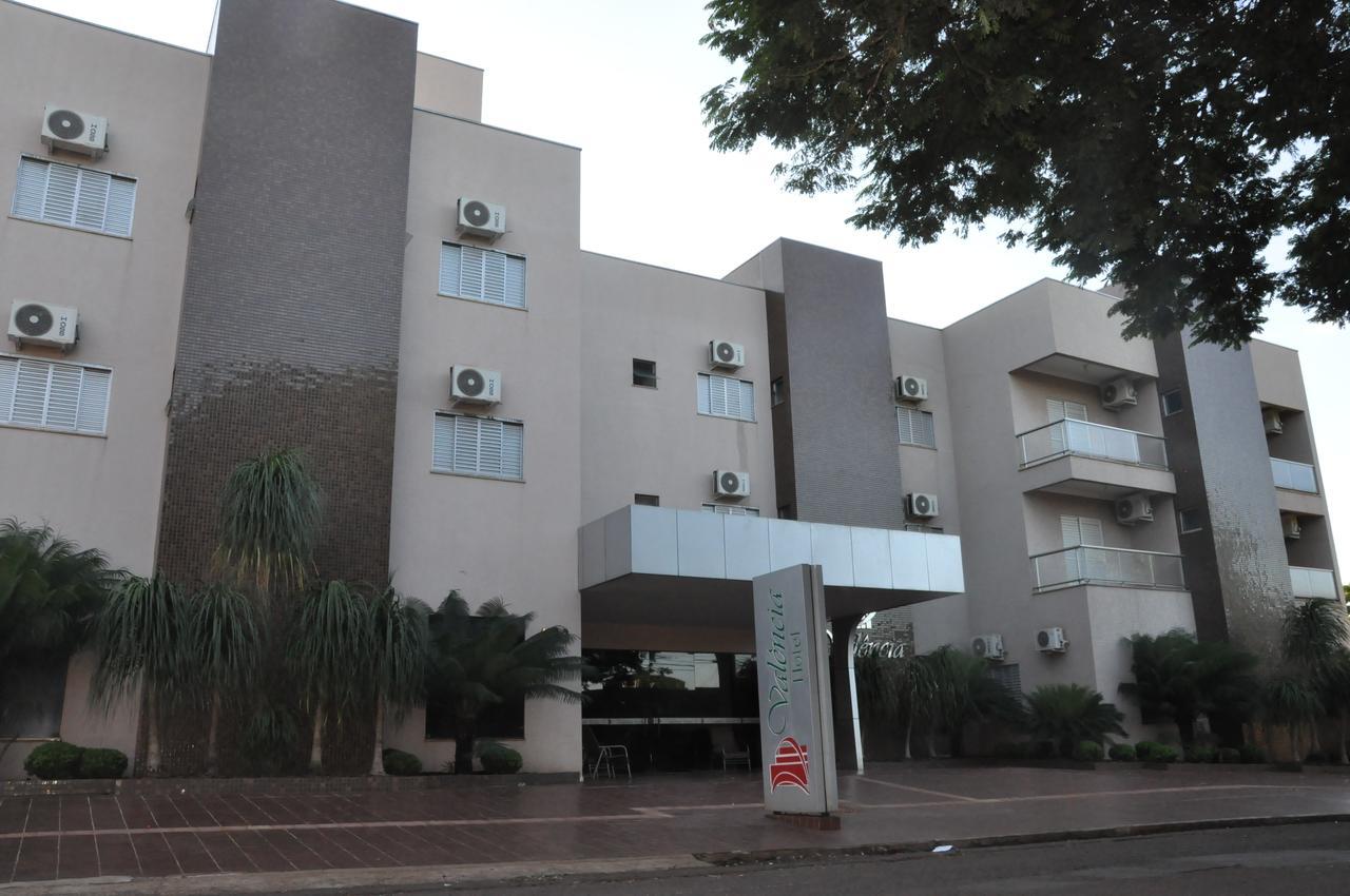Hotel Valencia Dourados Bagian luar foto