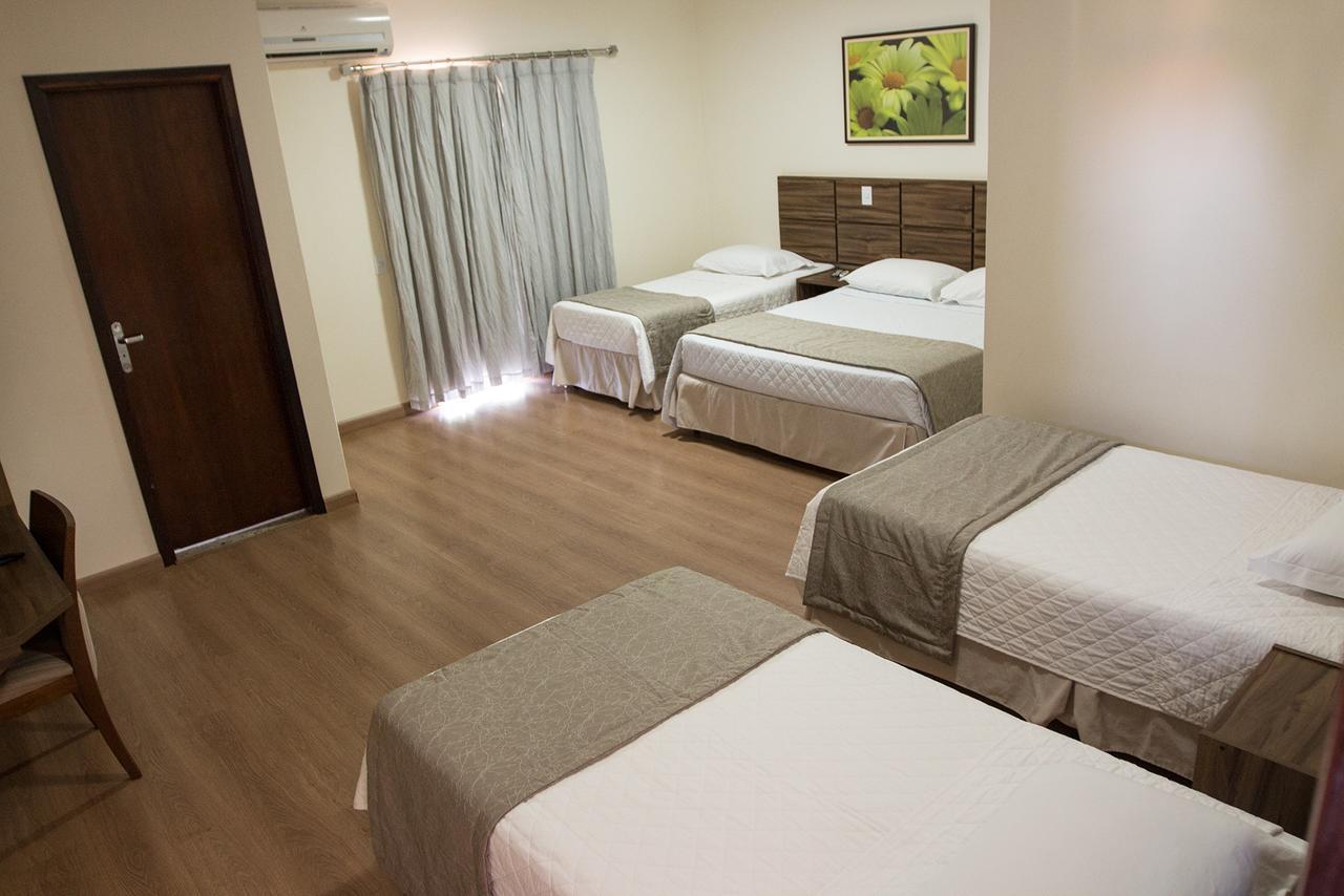 Hotel Valencia Dourados Bagian luar foto